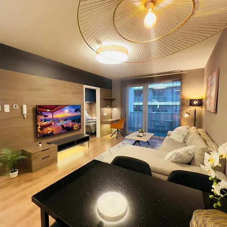 Karzo Lk 210 Free Garage Apartamento