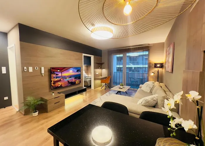 Karzo Lk 210 Free Garage Apartament